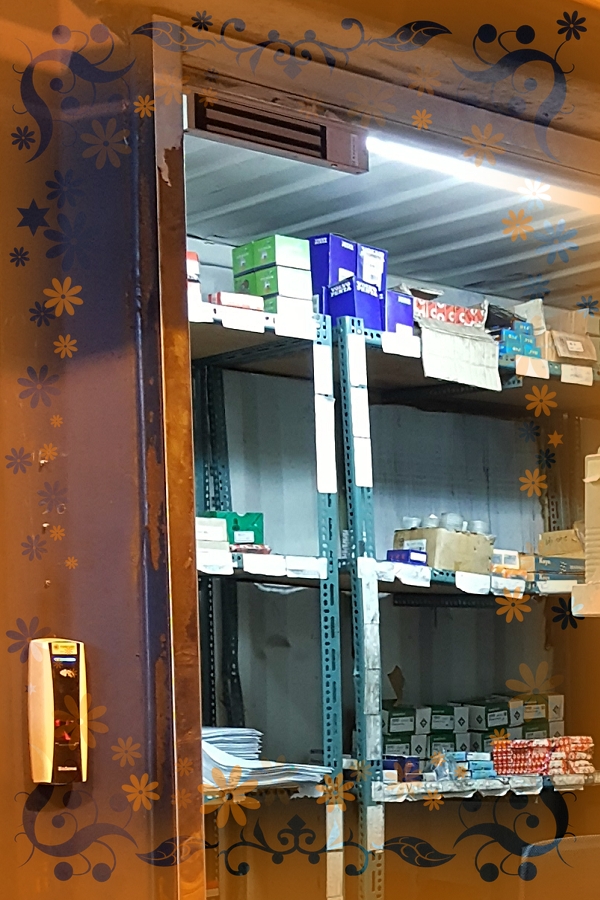 無螢幕WEB門禁機,人員可任選使用指紋、卡片、密碼驗證,並回傳後端軟體報表紀錄,可另搭配攝影機可同時監控或拍照與不斷電。
使用單位-民營企業
